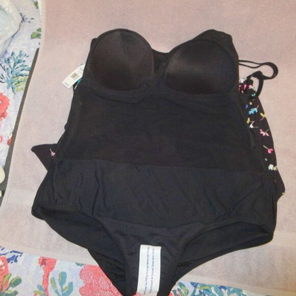 Longitude Swimsuit Dress Size 22 One Piece Tummy Control Long Torso Whimsigoth - Picture 12 of 14